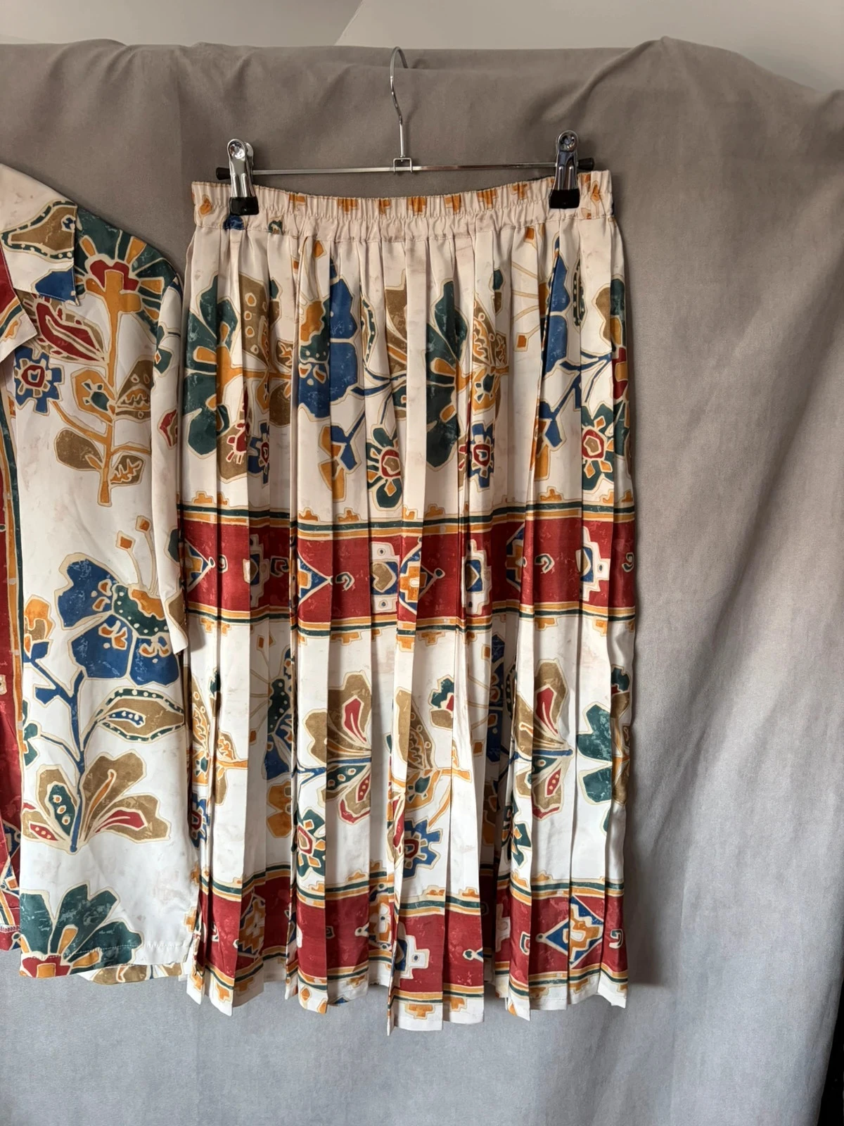 Conjunto talla 46/48 – photo 2